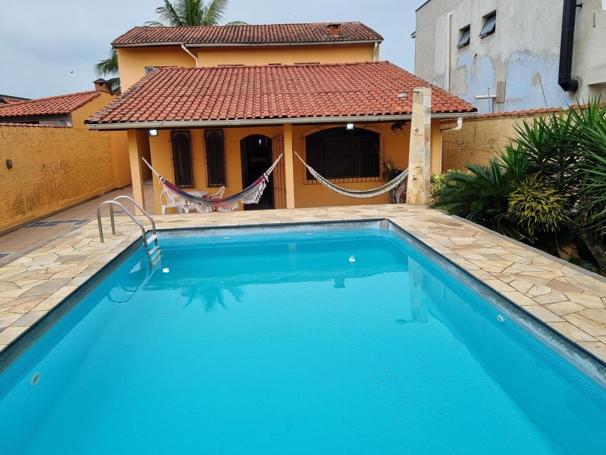 Casa Com Piscina * Bertioga